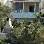 Nino Apartmán